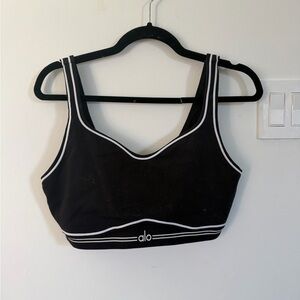 Alo Yoga Sports Bra